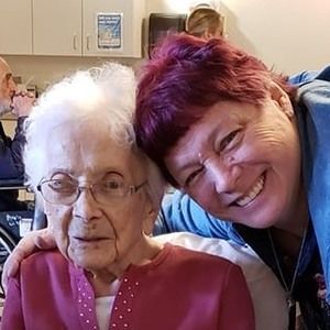 Meet your Posher, Joyce